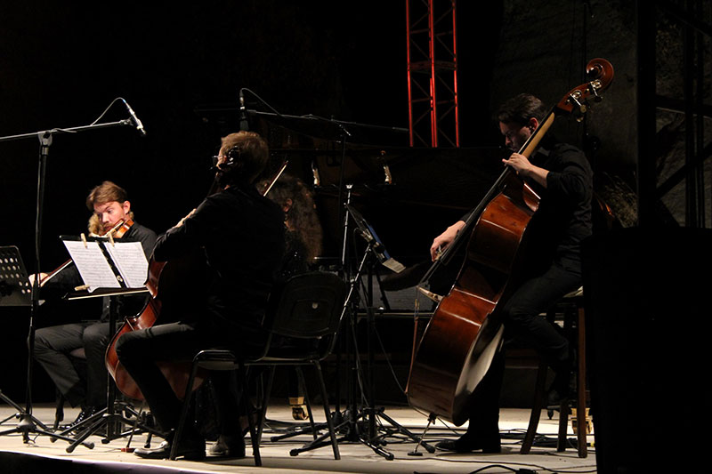 Piyanist Gülsin Onay, Athenaeum String Quartet ve Daniil Margulis’in Antik Taş Ocağı’nda verdiği konser 2023 2