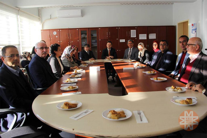 Muğla Kız Anadolu İmam Hatip Lisesi öğretmenler odadı