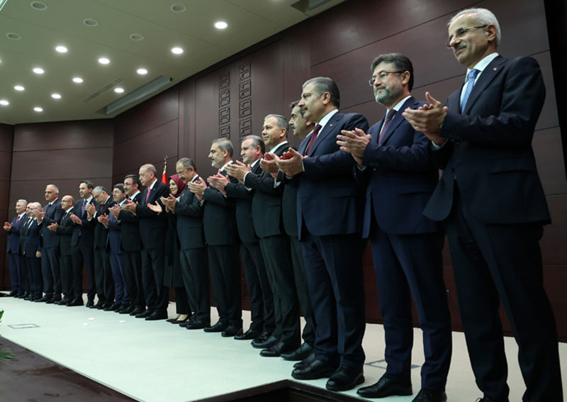 Cumhurbaşkanı Recep Tayyip Erdoğan, yeni Bakanlar Kurulu'nu (kabine) açıkladı