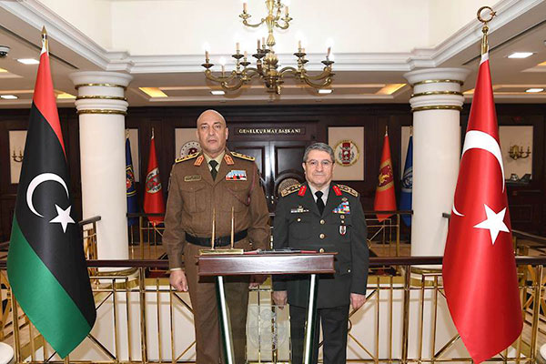 Libya Genelkurmay Başkanı Orgeneral Muhammed Ali Al-Haddad, T.C. Milli Savunma Bakanı Yaşar Güler
